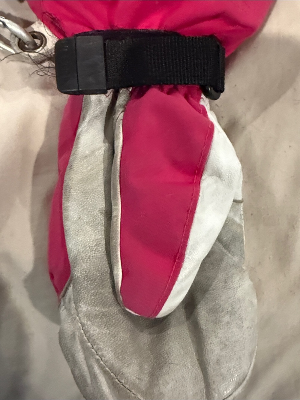 Hestra Kids Mittens in Pink and Silver - Picture 7 of 13